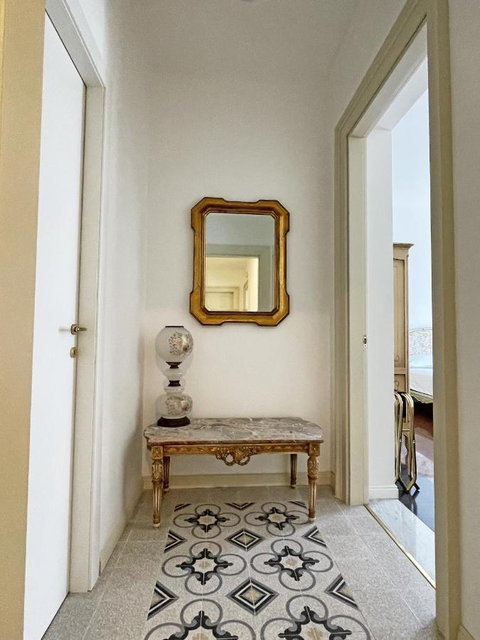 Isola - Smart Aparthotel メッシーナ エクステリア 写真